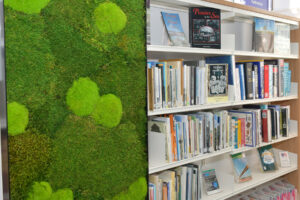 “living wall” panels that bring natural greenery indoors and help to absorb carbon dioxide.