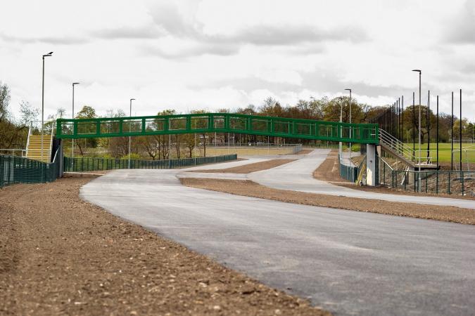 Brownlee centre track and footbridge