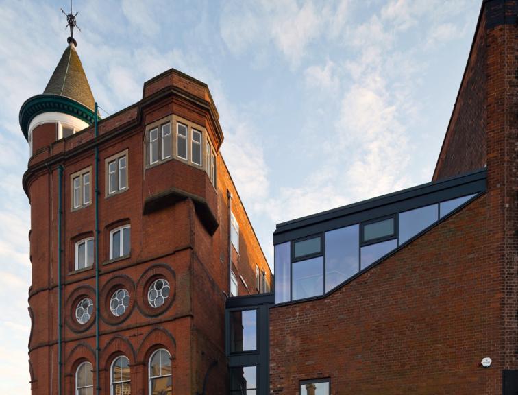 79 Lowgate, Hull YORhub