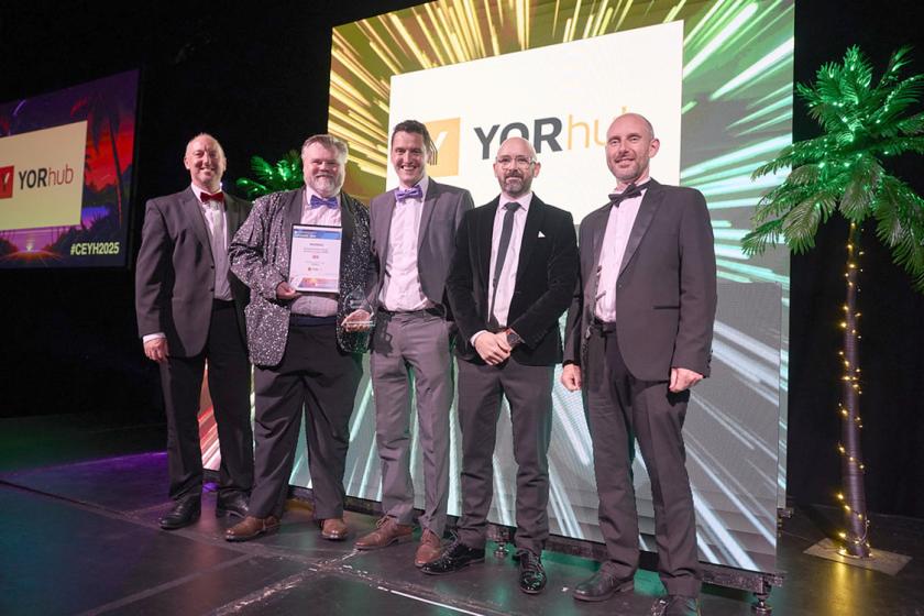YORhub team receiving CEYH award