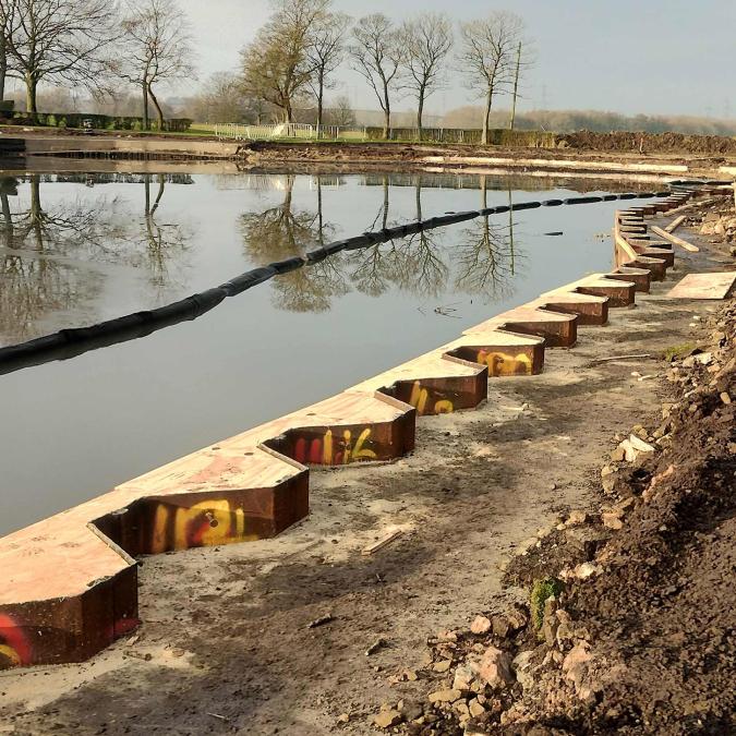 Pontefract reservoir closed-cell polyethylene foam silt curtain